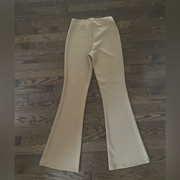 Flared Leggings - Picture 7 of 7